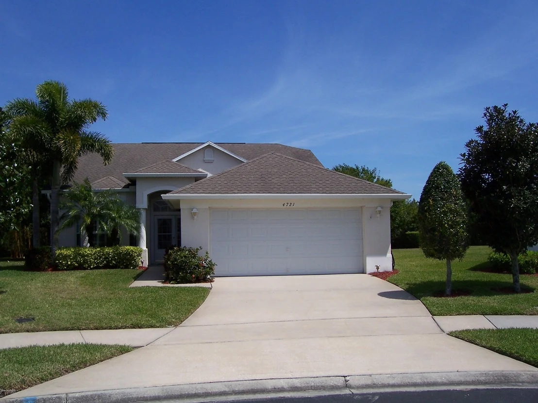 Photo of 4721 Portage Trail