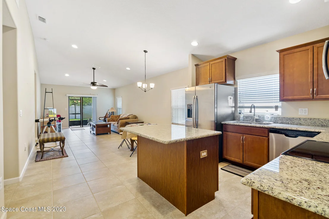 Photo of 980 Dillard Drive SE
