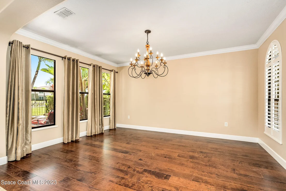 Photo of 609 Monterey Drive