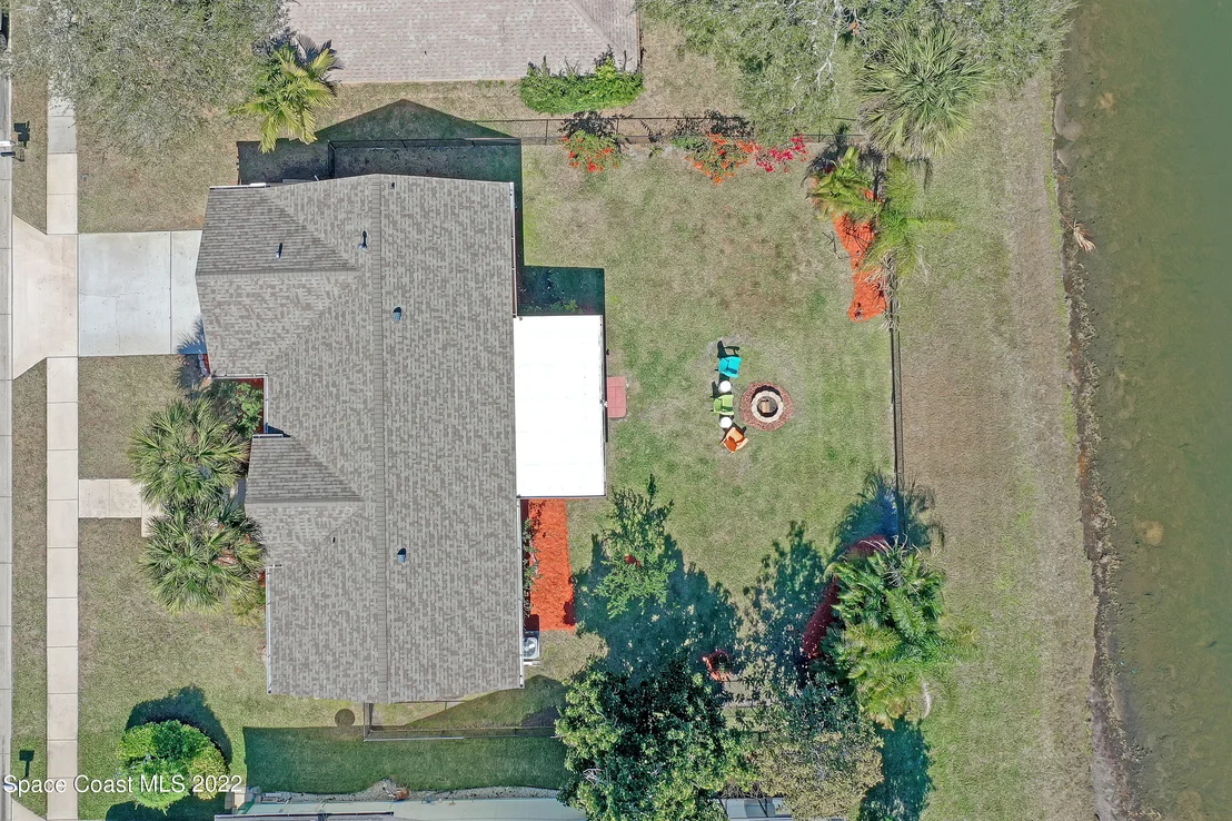 Photo of 4361 Silver Lake Drive