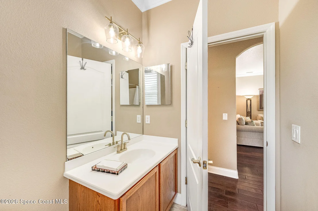 Photo of 522 Waterside Circle