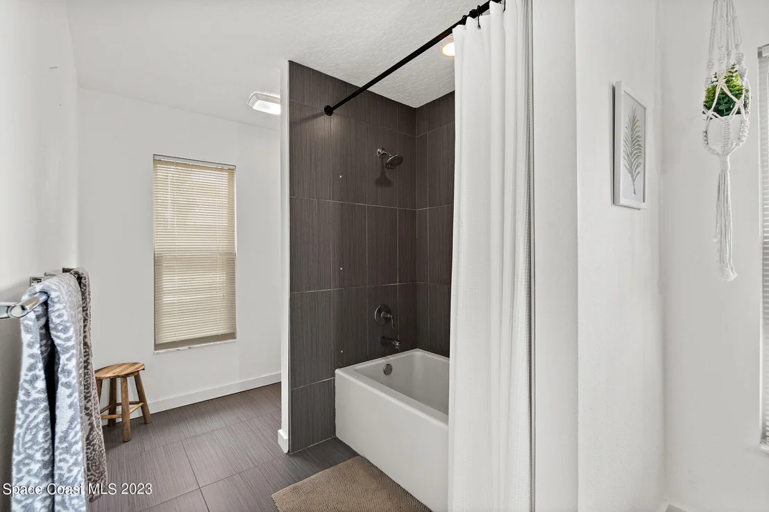 Photo of 460 Monaco Drive
