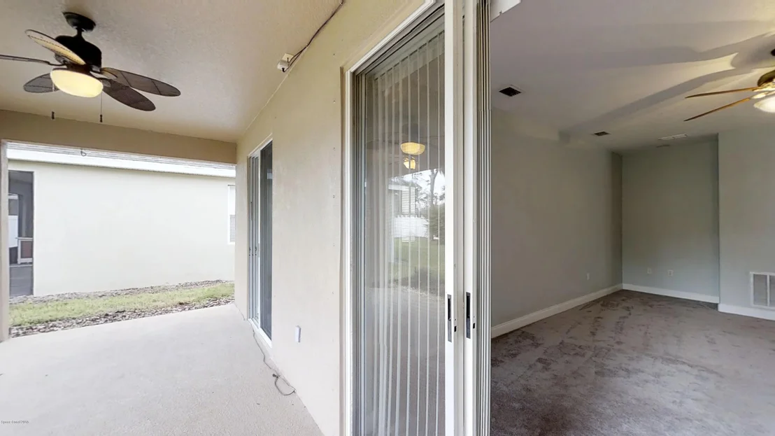 Photo of 662 Waterside Circle