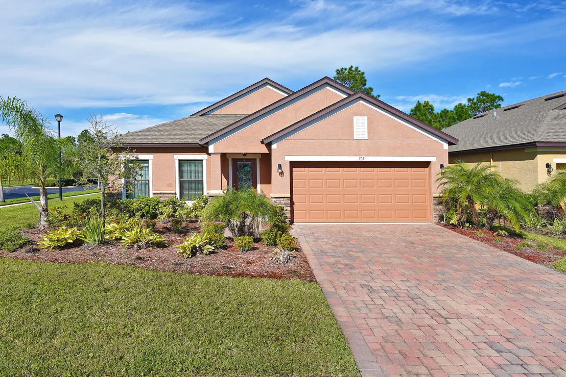 Photo of 505 Trymore Drive SE