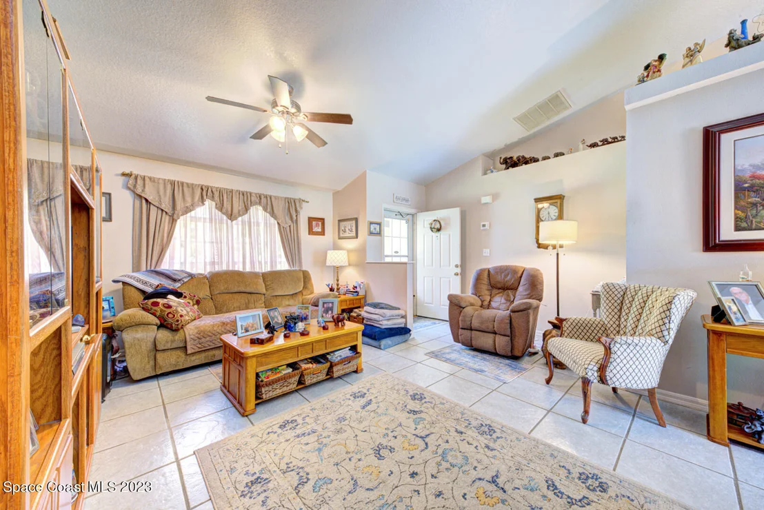 Photo of 6535 Banyan Street