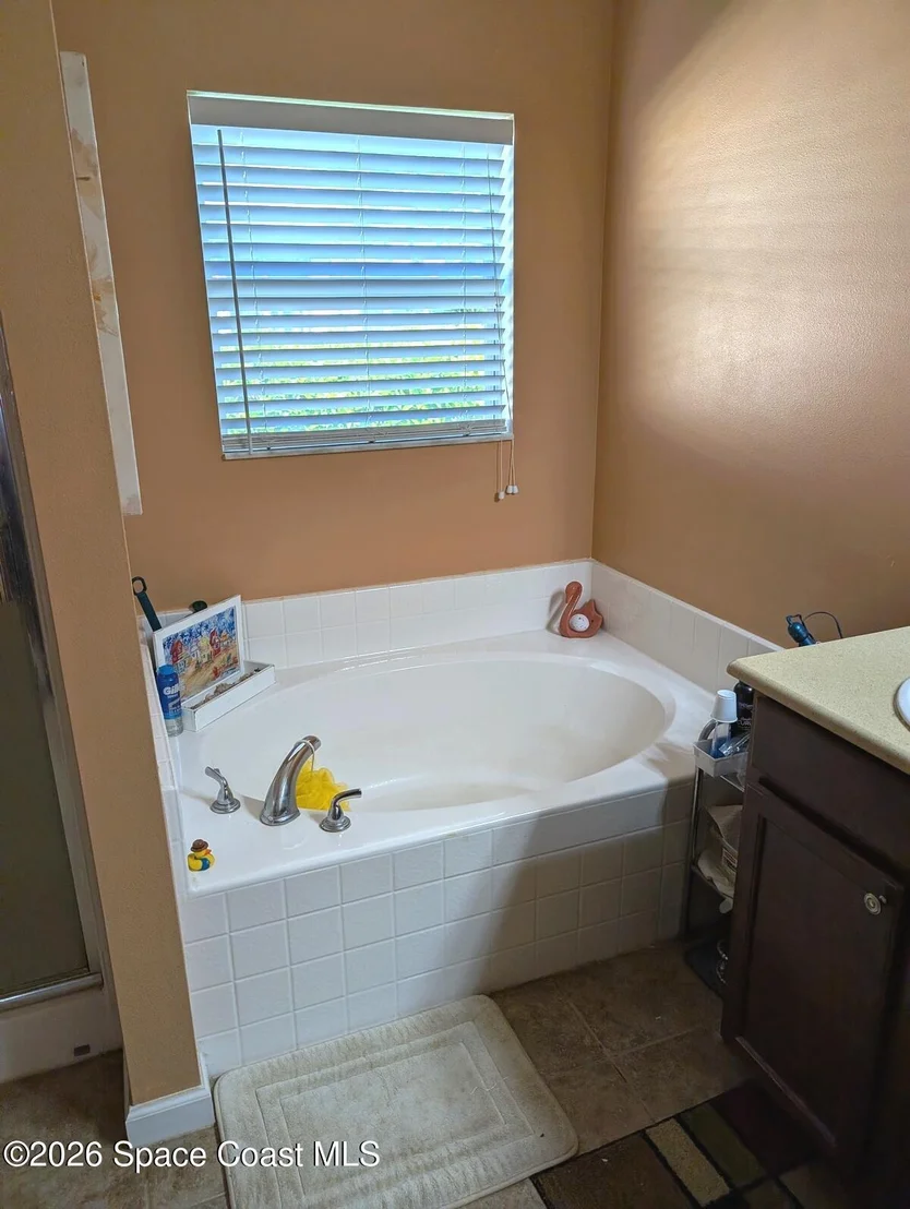 Photo of 1540 Corbett Lane
