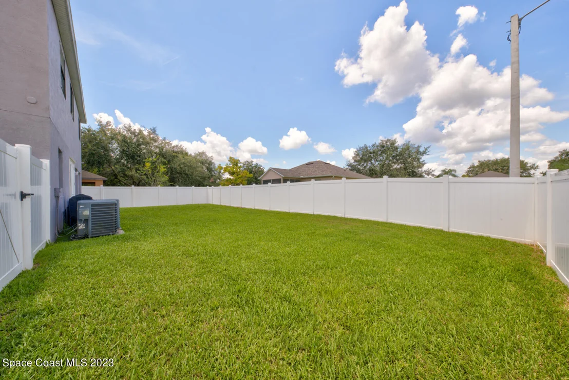 Photo of 194 Dryden Circle
