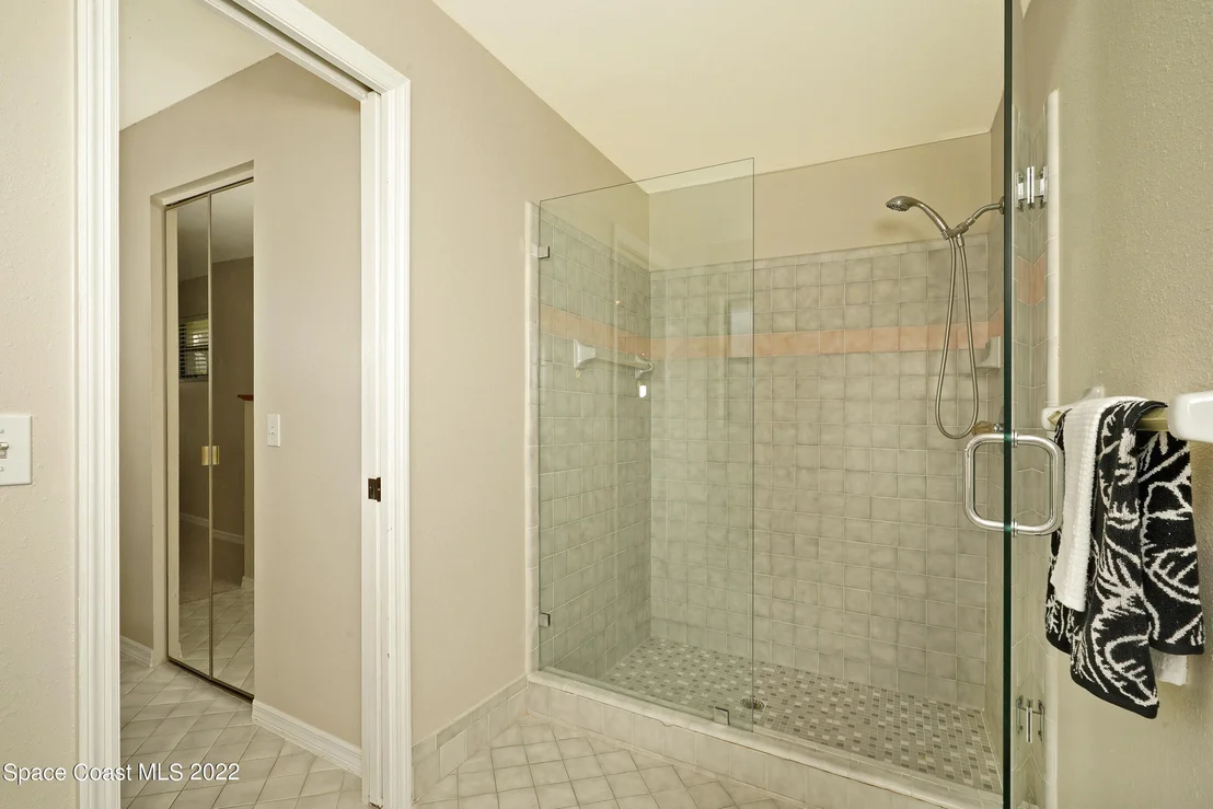 Photo of 452 Crystal Lake Drive