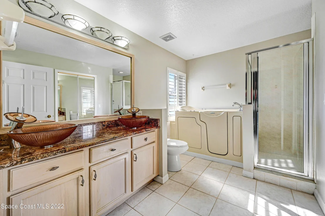 Photo of 1367 Hill Avenue