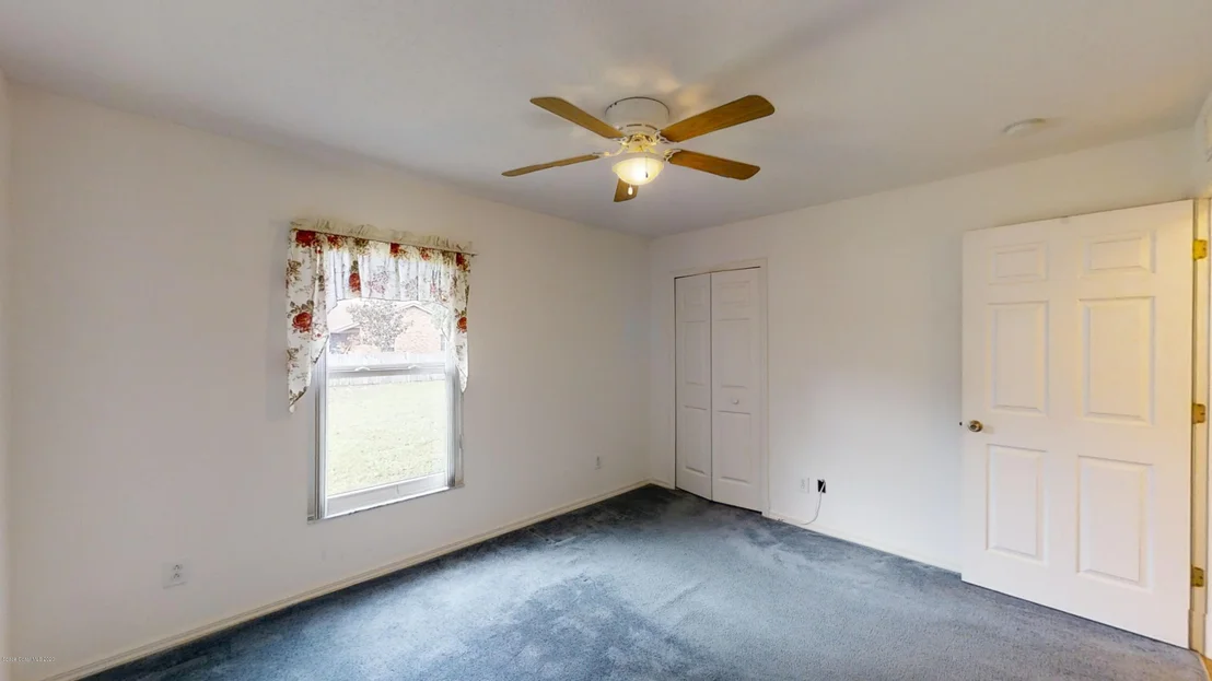 Photo of 6800 Cecil Road