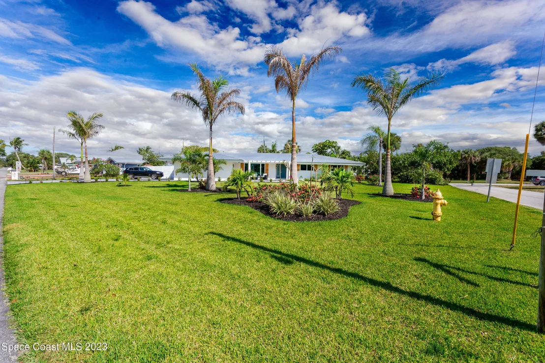 Photo of 500 Hibiscus Trail