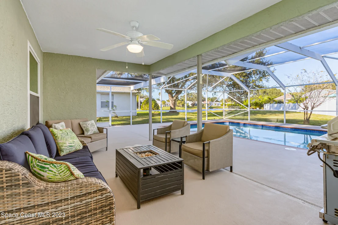 Photo of 3336 Lake View Circle