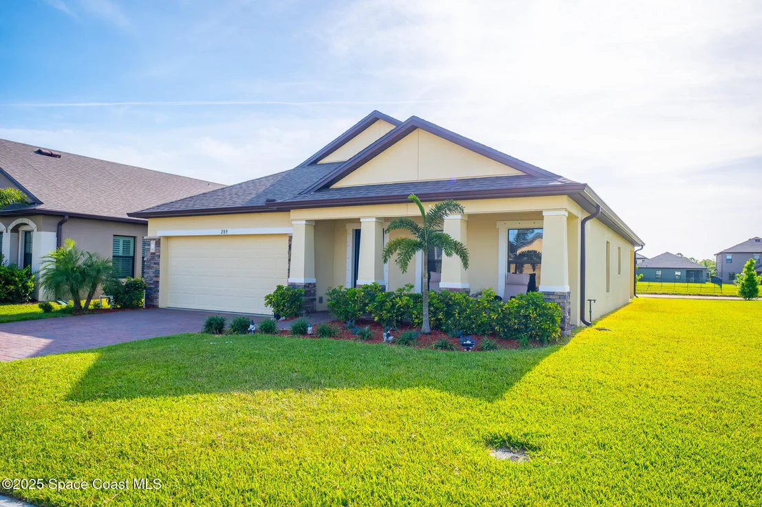 Photo of 289 Wiregrass Avenue