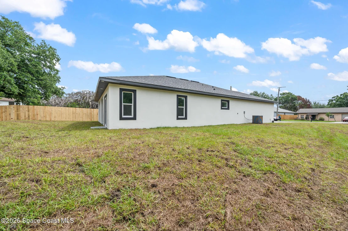 Photo of 303 Dorset Drive