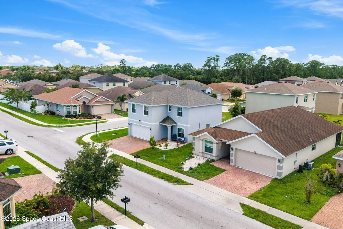 Photo of 313 Palm Breezes Drive
