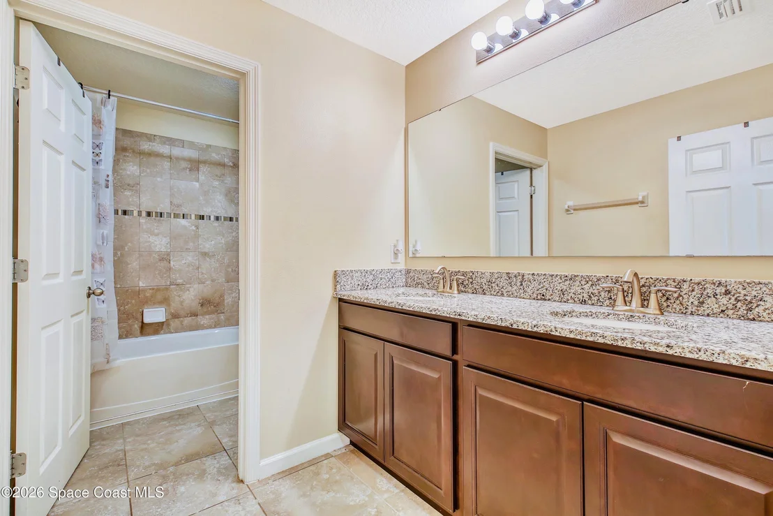 Photo of 1124 Musgrass Circle