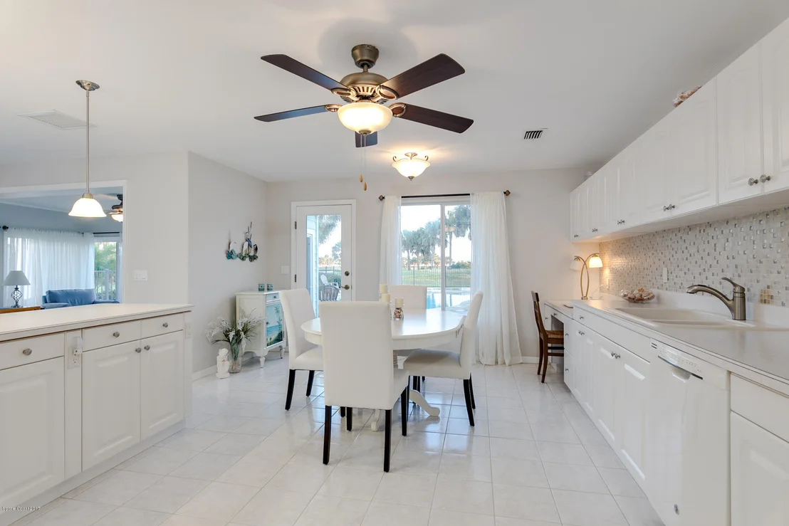 Photo of 353 Amberjack Place