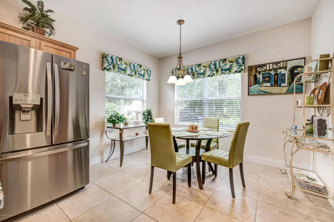 Photo of 412 Waterside Circle