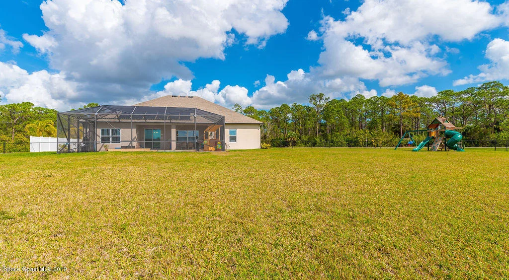 Photo of 2055 Safe Haven Street