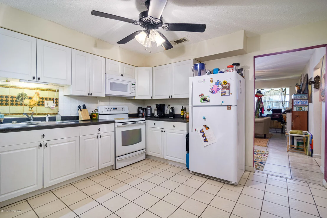 Photo of 2456 Uranus Drive
