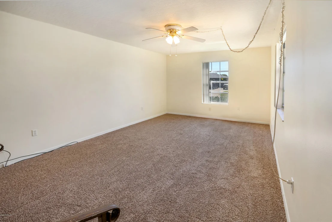 Photo of 1522 Spruce Road