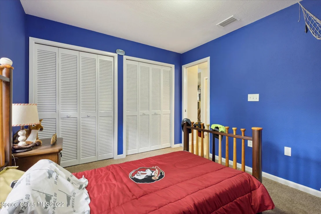 Photo of 5575 Graham Street