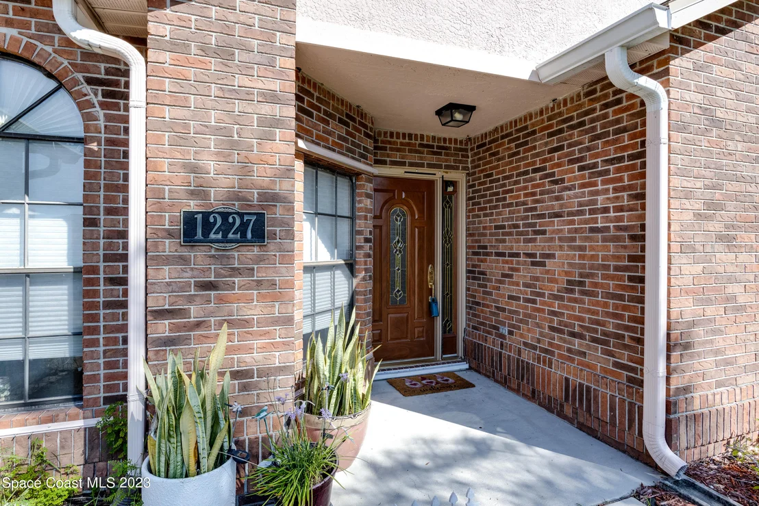 Photo of 1227 Weeping Willow Lane