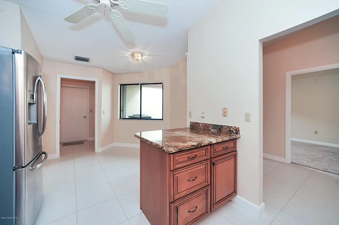 Photo of Unit 1908 at 1908 Parkside Place
