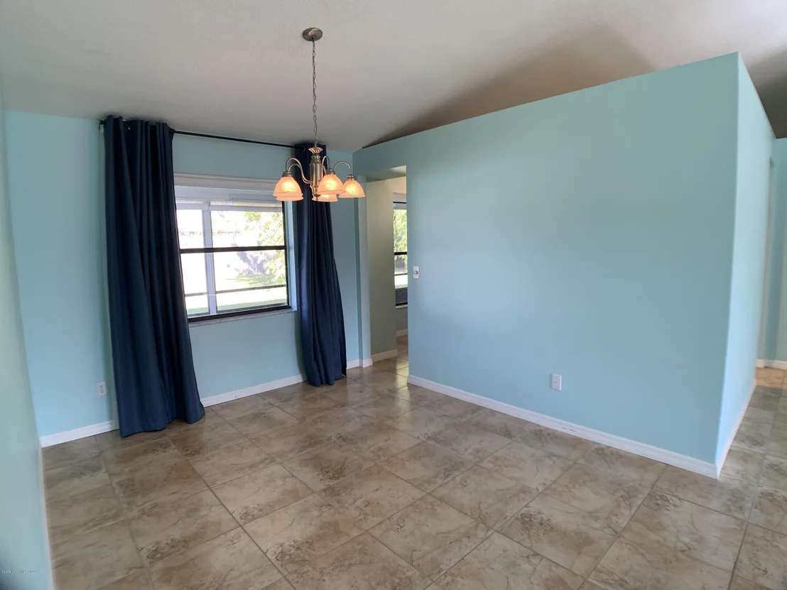 Photo of 2682 Nobility Avenue