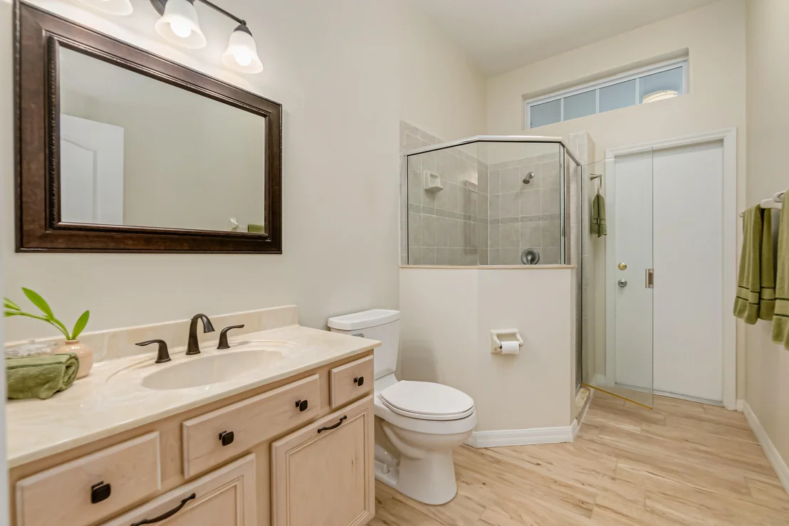 Photo of 2124 Windbrook Drive SE