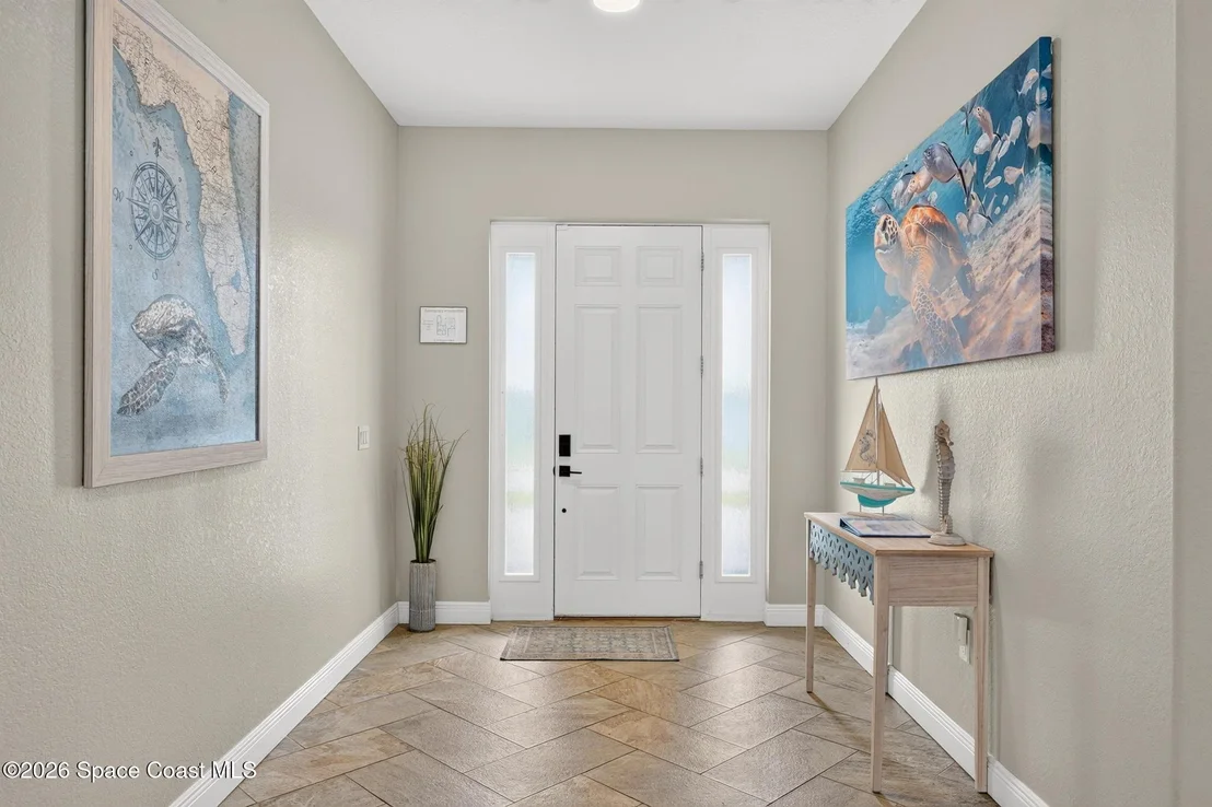 Photo of 318 Angelo Lane