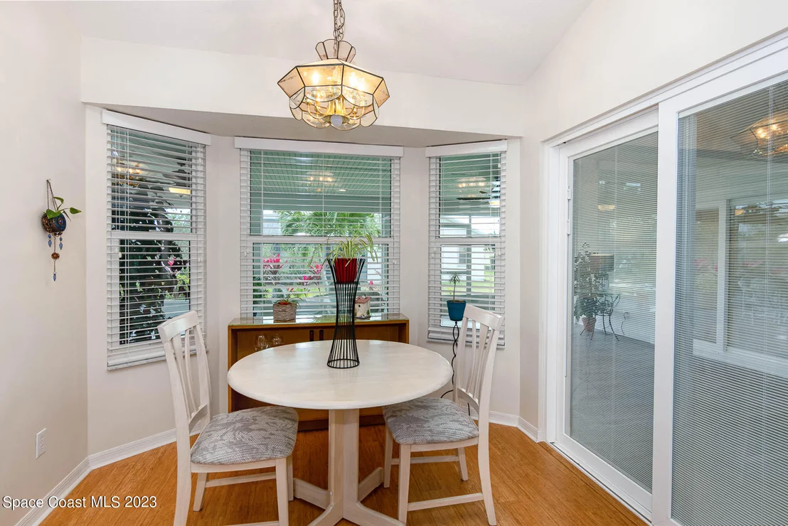 Photo of 1713 Independence Avenue