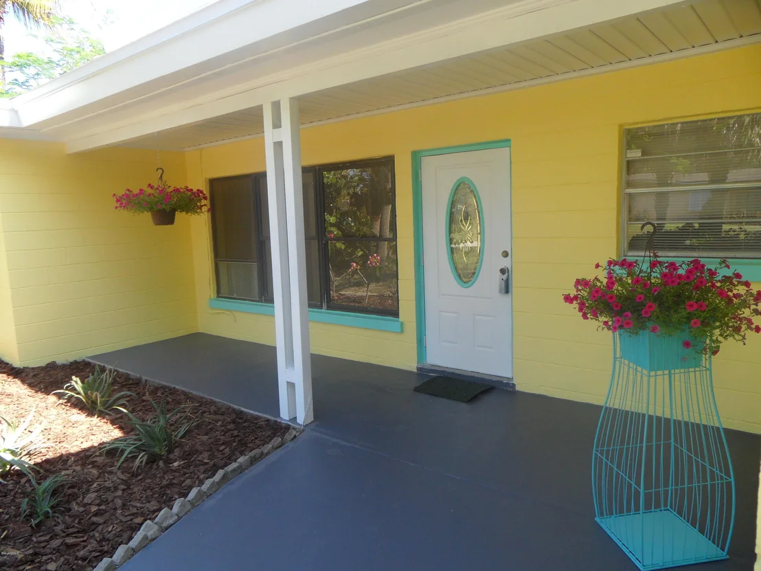 Photo of 311 Avenida De Paz