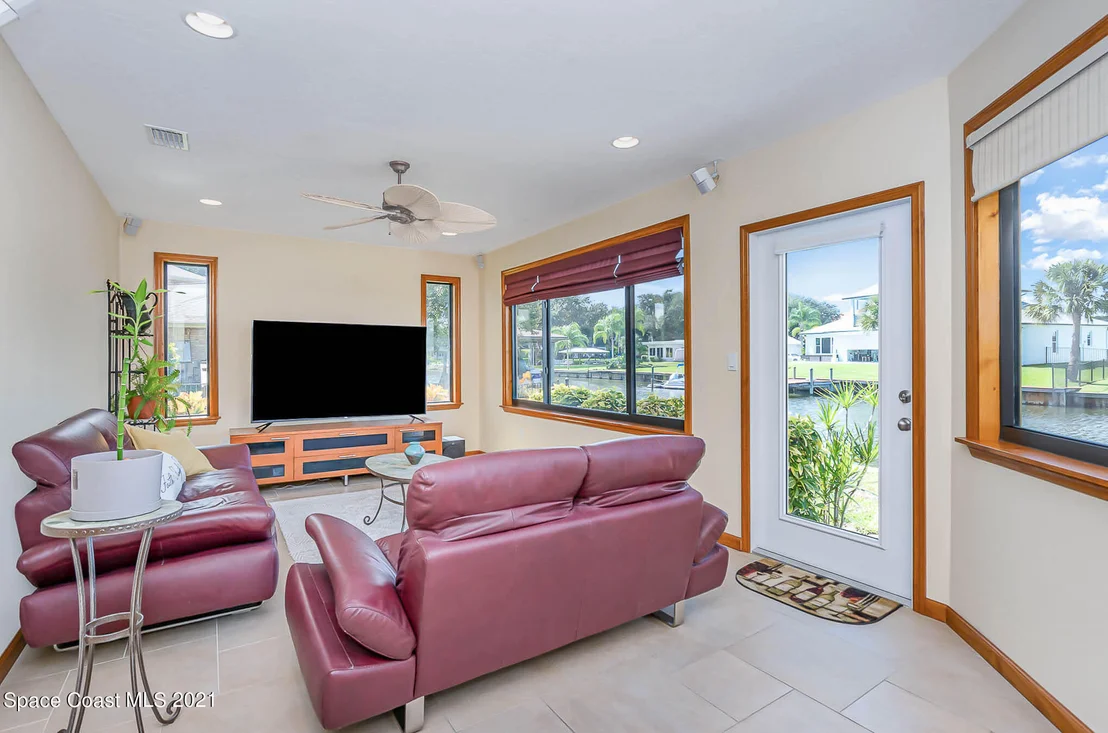 Photo of 6126 Anchor Lane