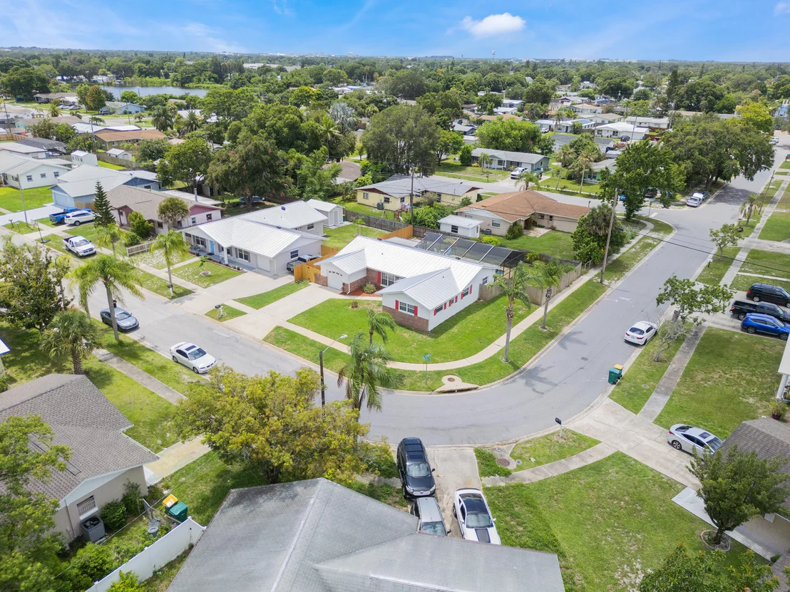 Photo of 2483 Colony Drive