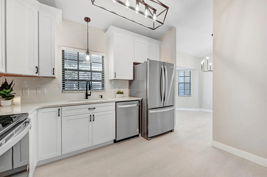 Photo of 6325 Hudson Road