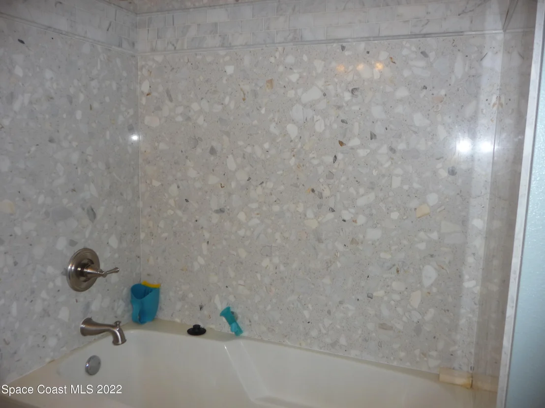 Photo of 1061 Fairlawn Drive