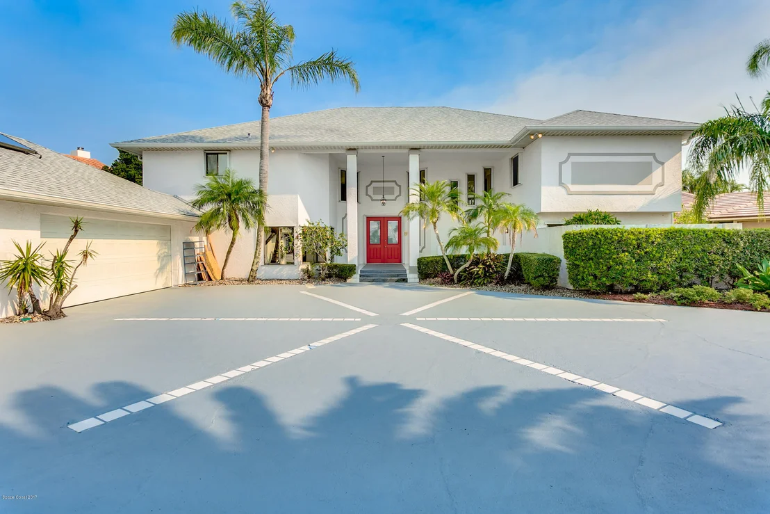 Photo of 465 Lanternback Island Drive