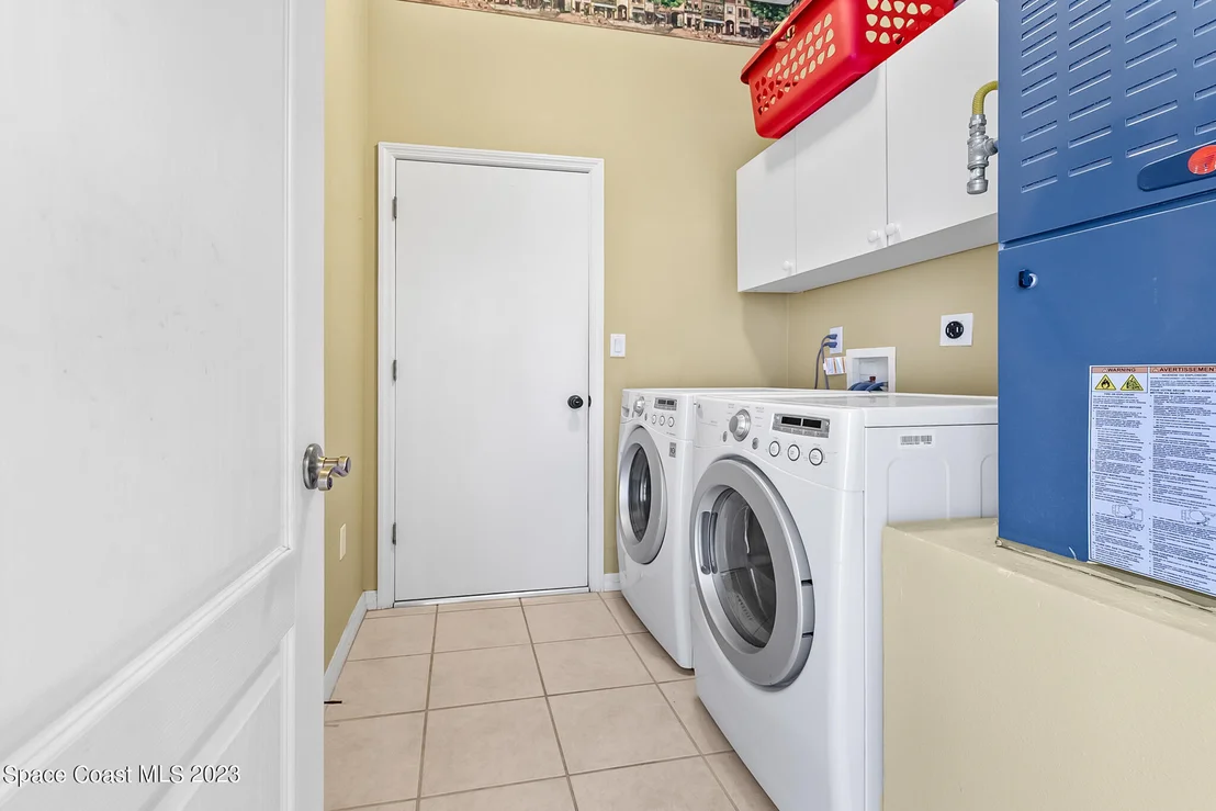 Photo of 6037 Arlington Circle