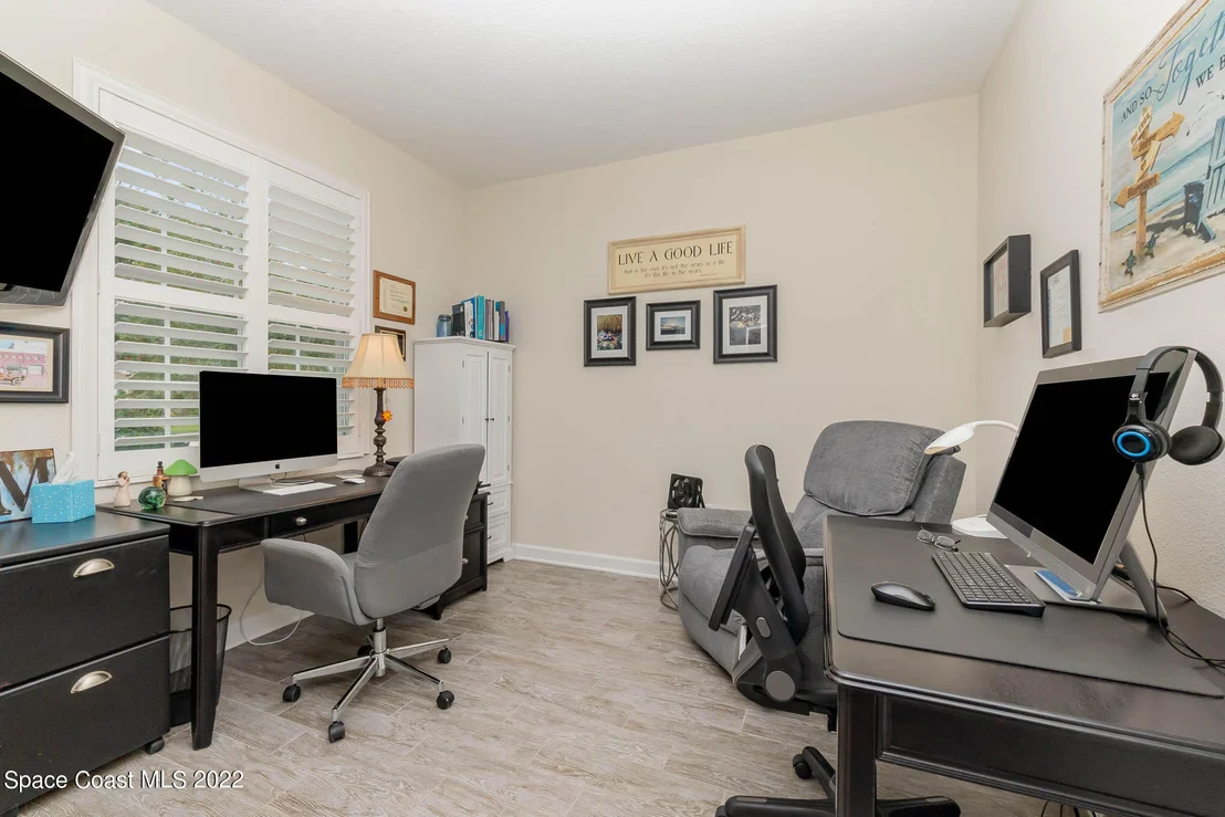 Photo of 6967 Toland Drive