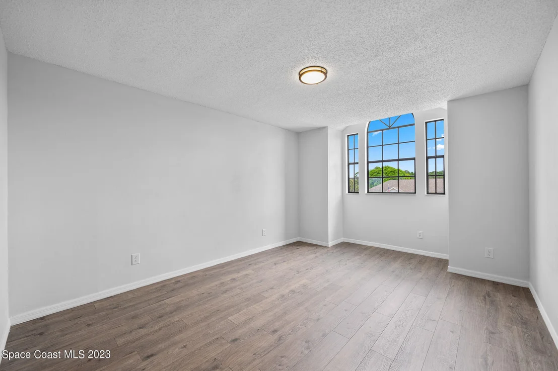 Photo of 817 Seven Gables Circle SE