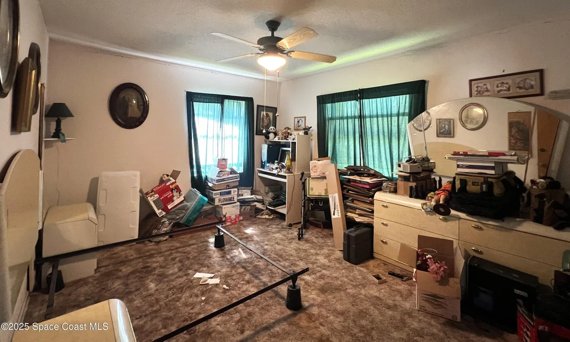 Photo of 1941 Michels Drive NE