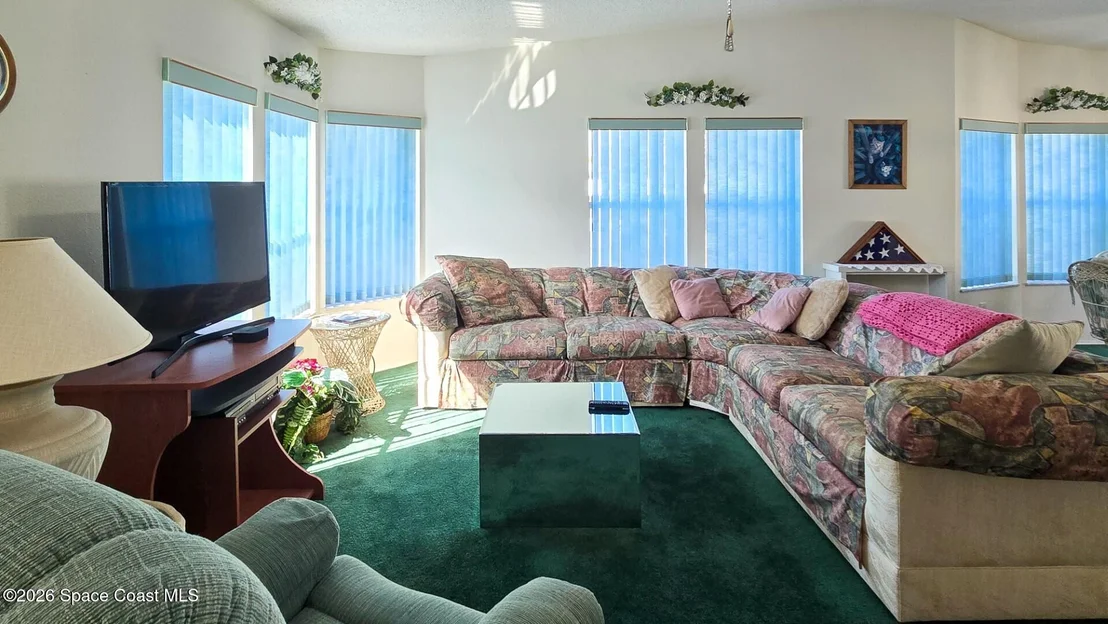 Photo of 306 Buttonwood Court