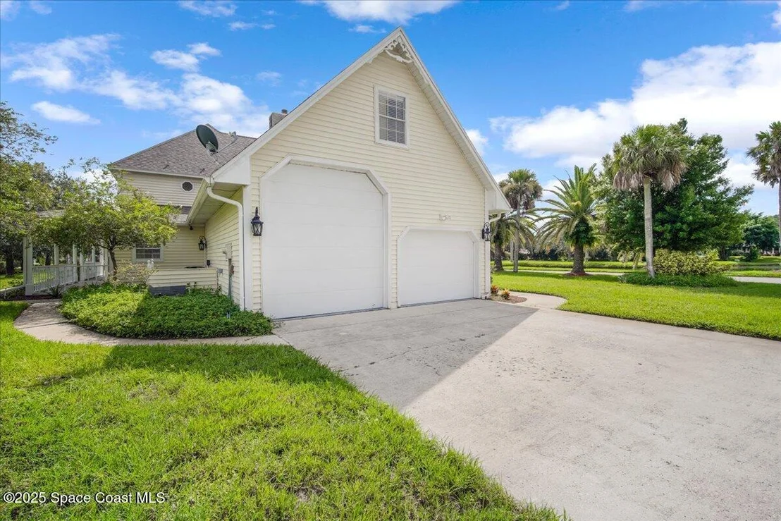 Photo of 110 River Woods Drive