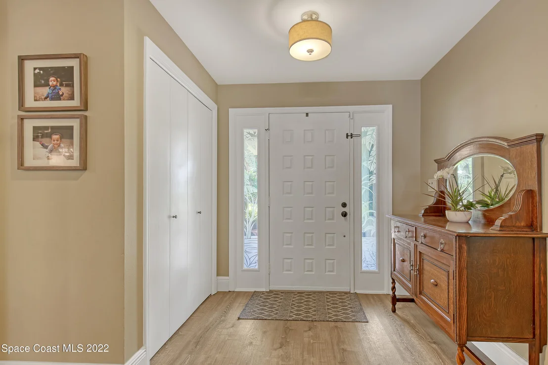 Photo of 400 Mosswood Boulevard