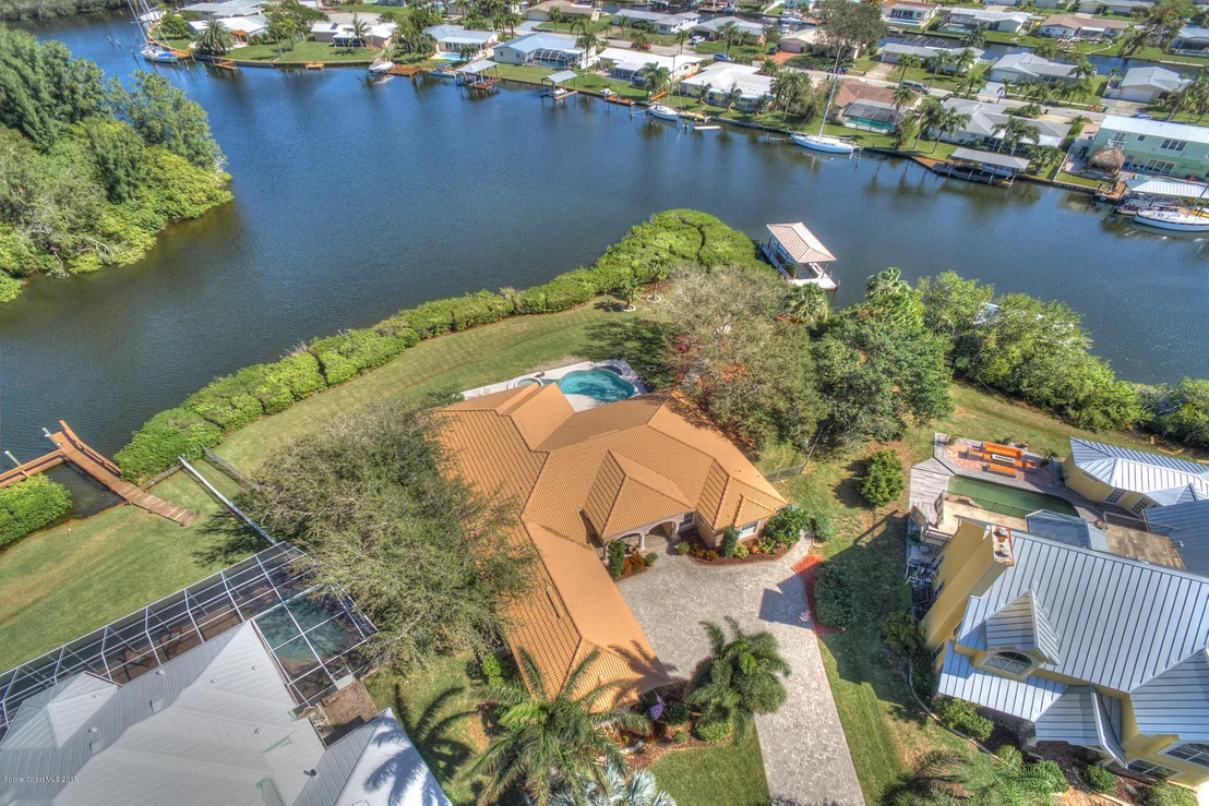 Photo of 256 Lanternback Island Drive