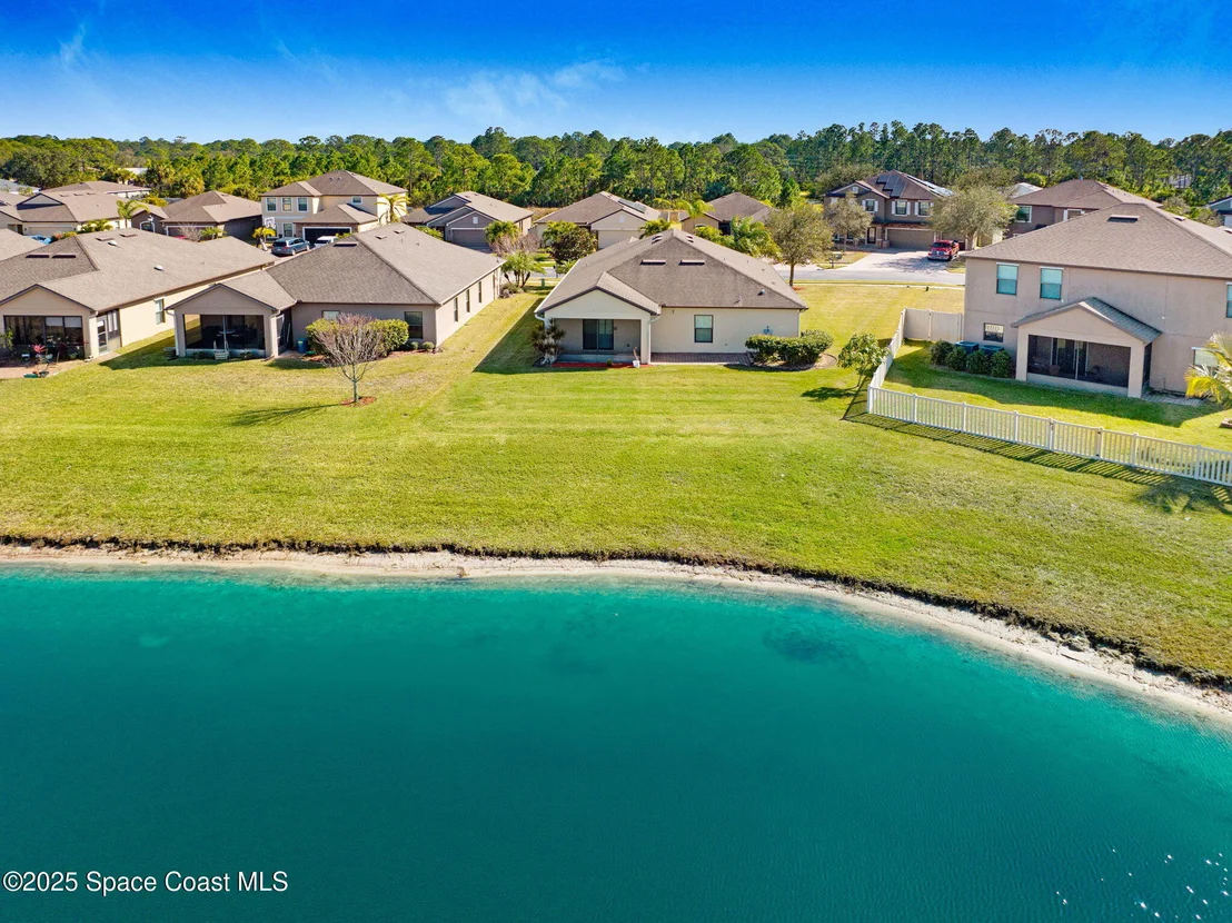 Photo of 1141 Dillard Drive SE