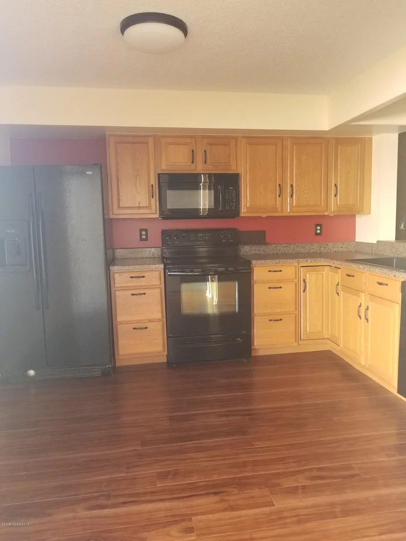 Photo of Unit 26 at 1880 Murrell Road