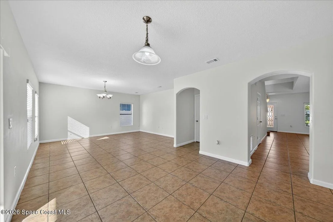 Photo of 1545 Litchfield Drive