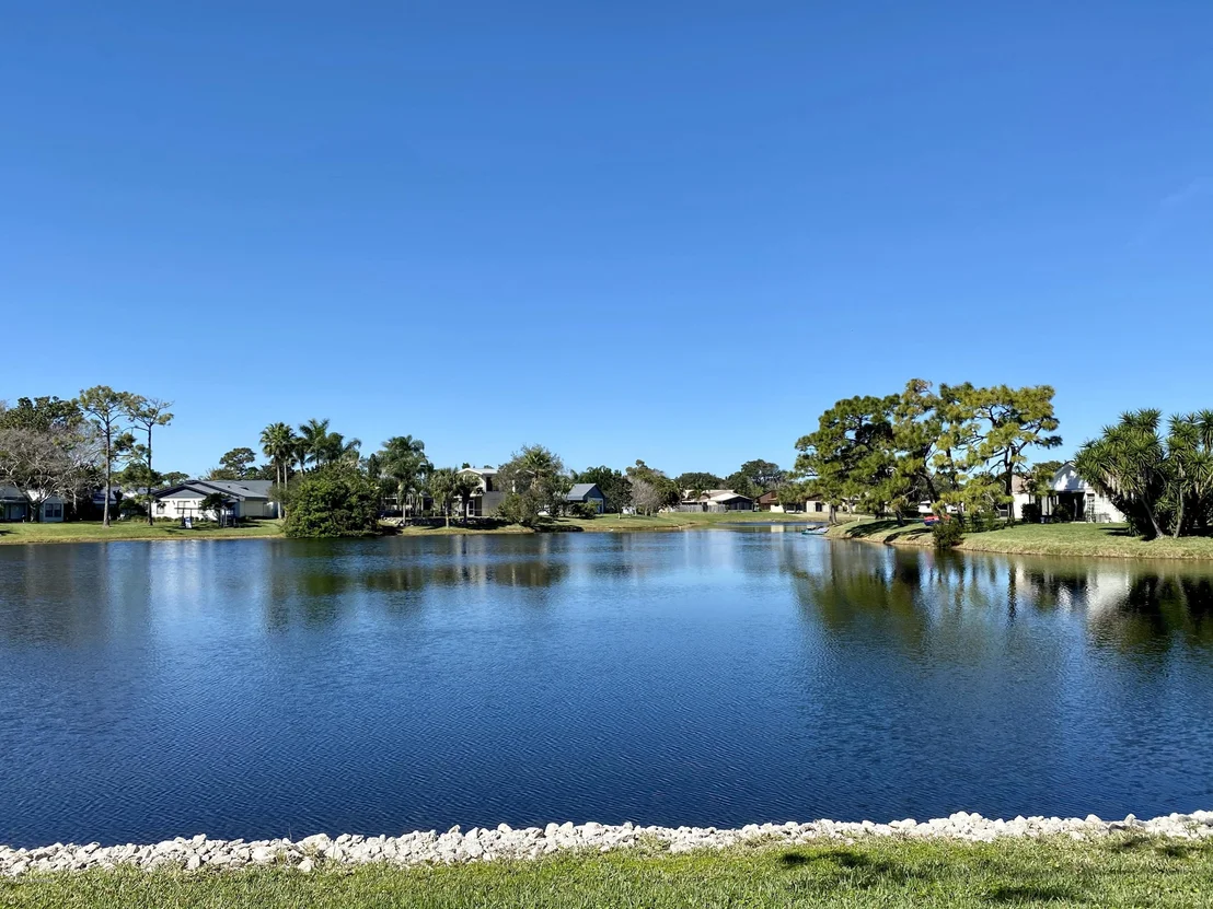 Photo of 300 Bayhead Drive